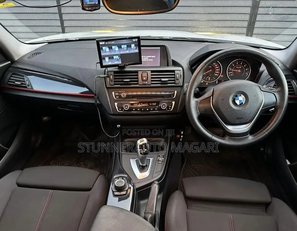 BMW 1 Series 2012 Pearl