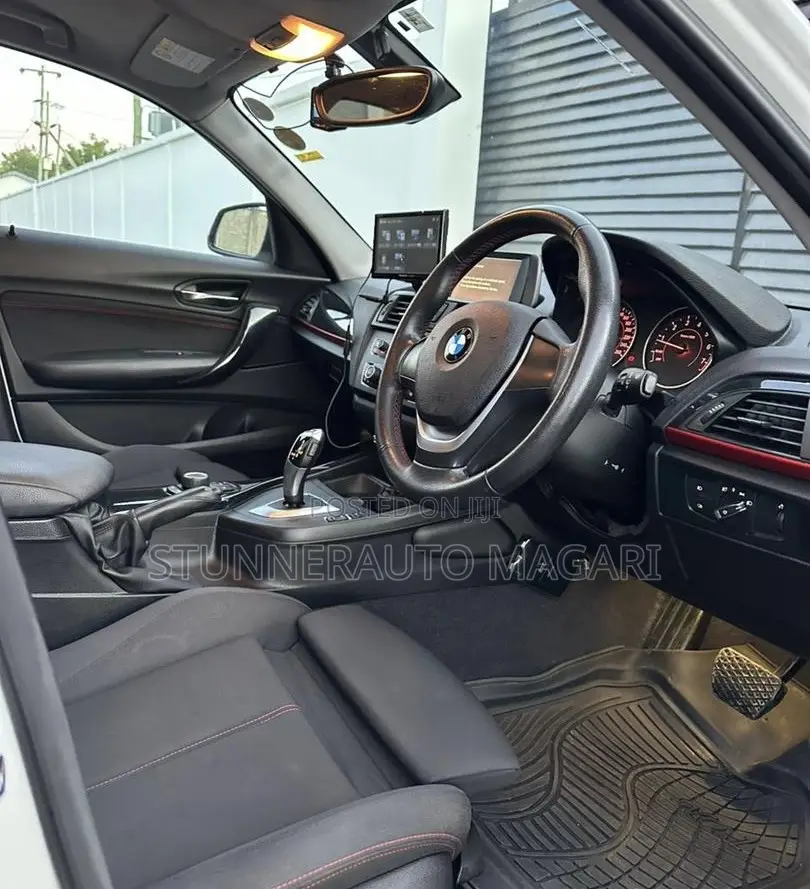 BMW 1 Series 2012 Pearl