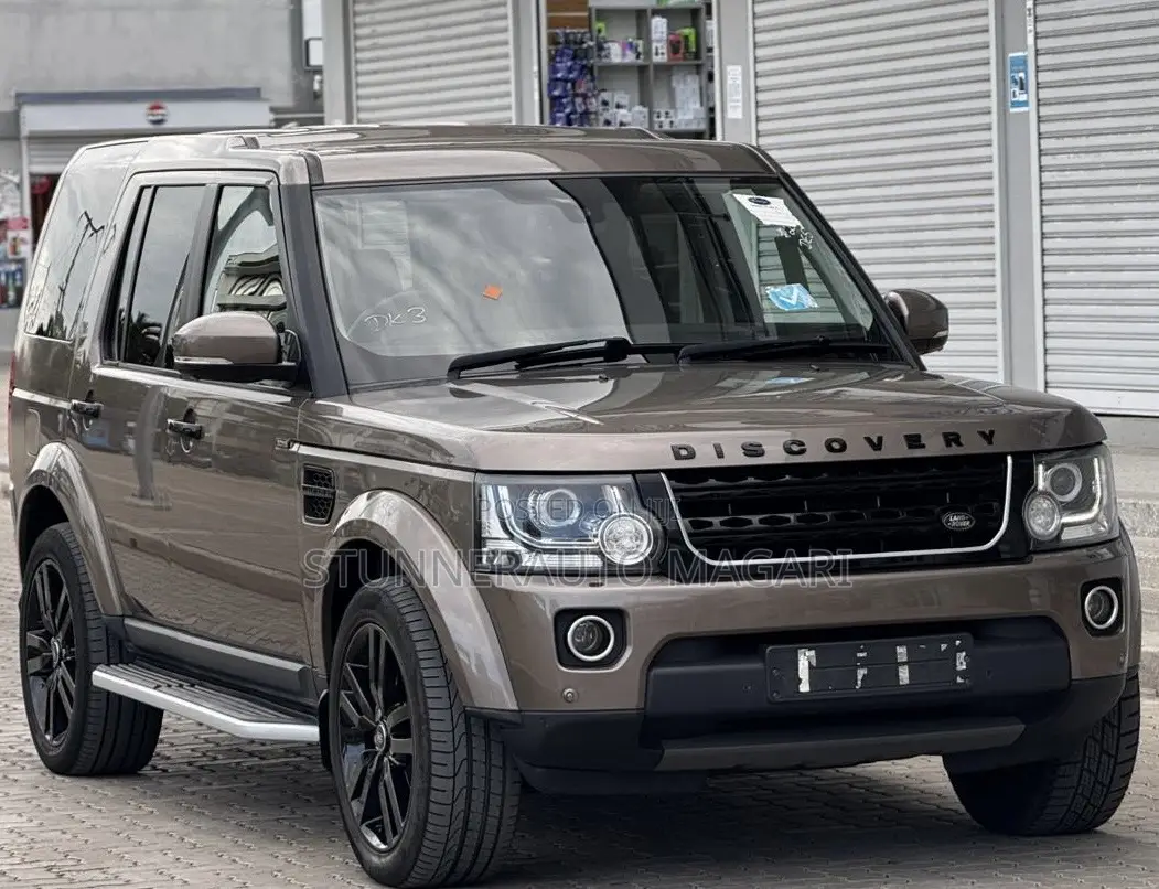 Land Rover Discovery 2015 Brown