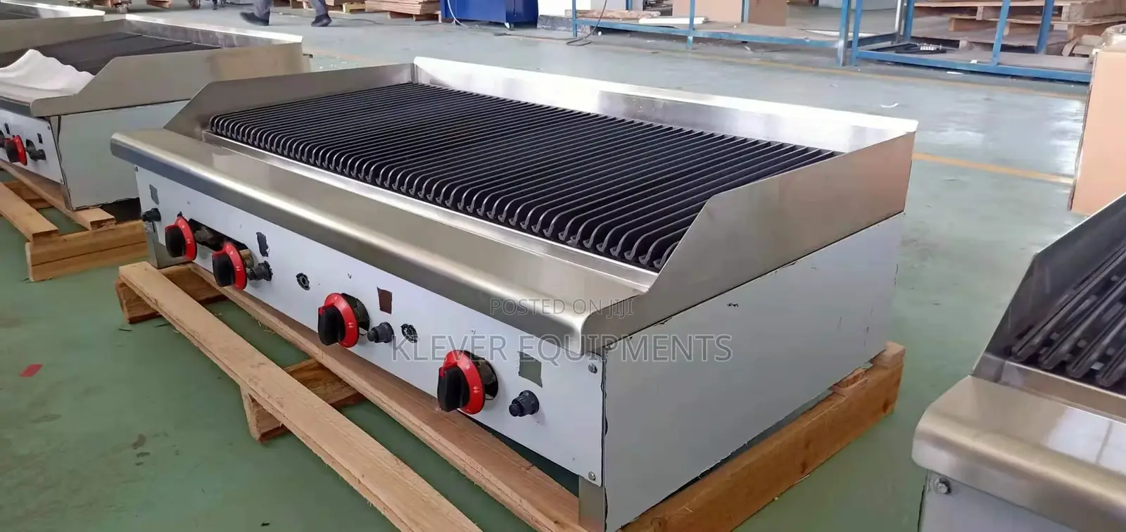 Commercial 4 Burners Gas BBQ Lava Rock Grill Model Wg-Eh-48h