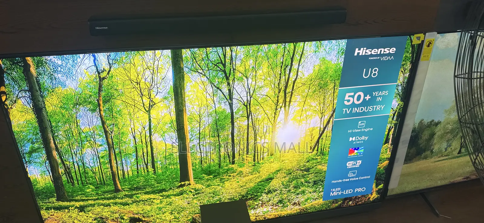 Hisense U8 65
