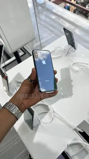 Apple iPhone X 64 GB Black
