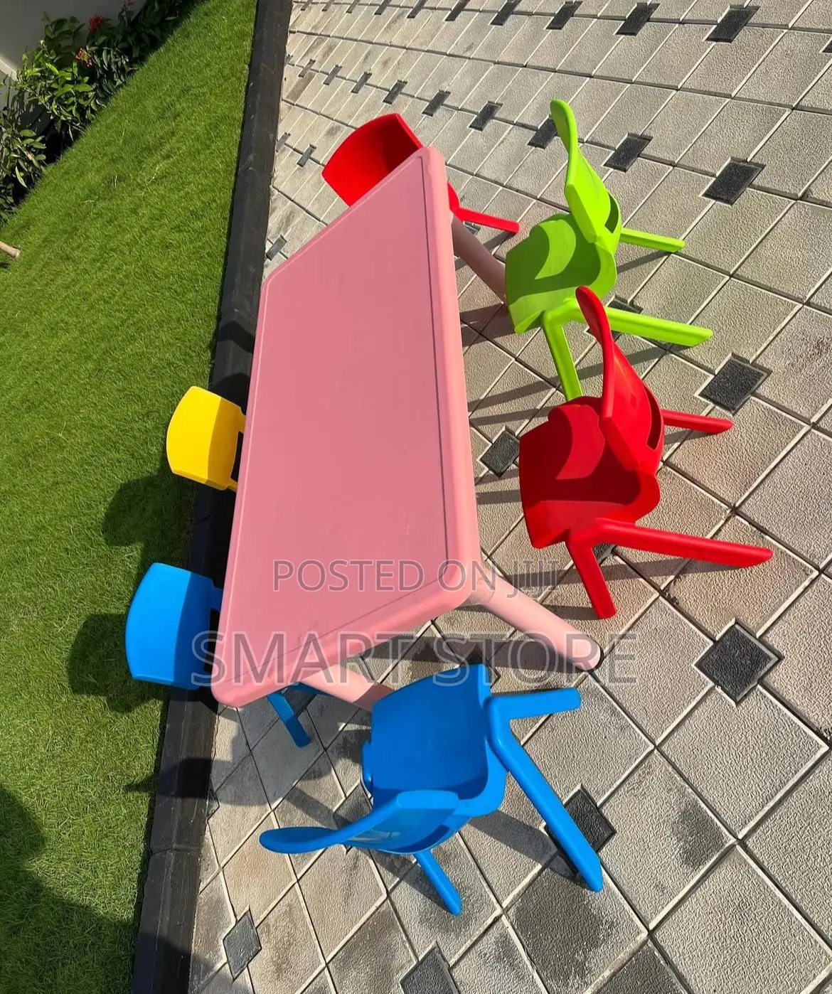 Kids Table and Chairs Set