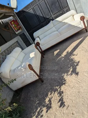 Sofa Set 3;2 Slight Used