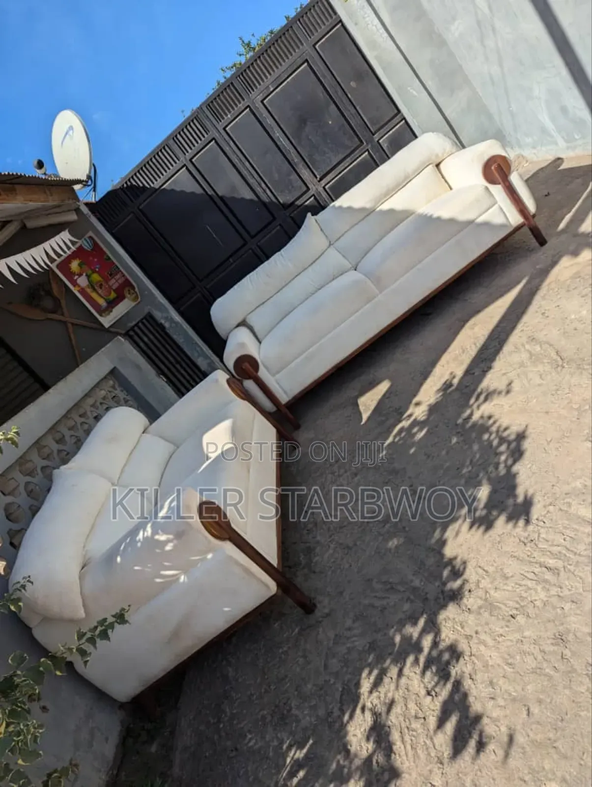 Sofa Set 3;2 Slight Used