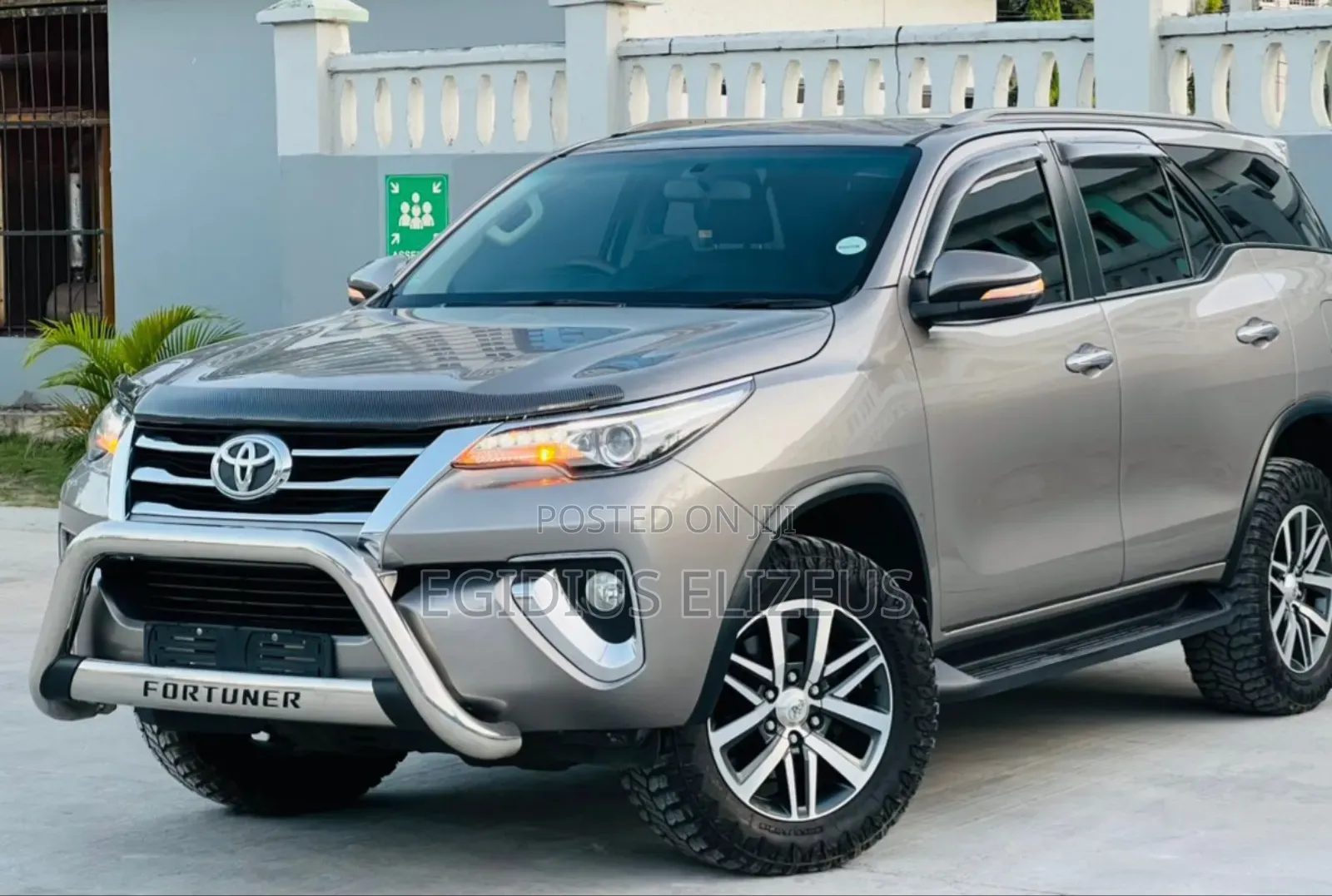 Toyota Fortuner 2021 Gray