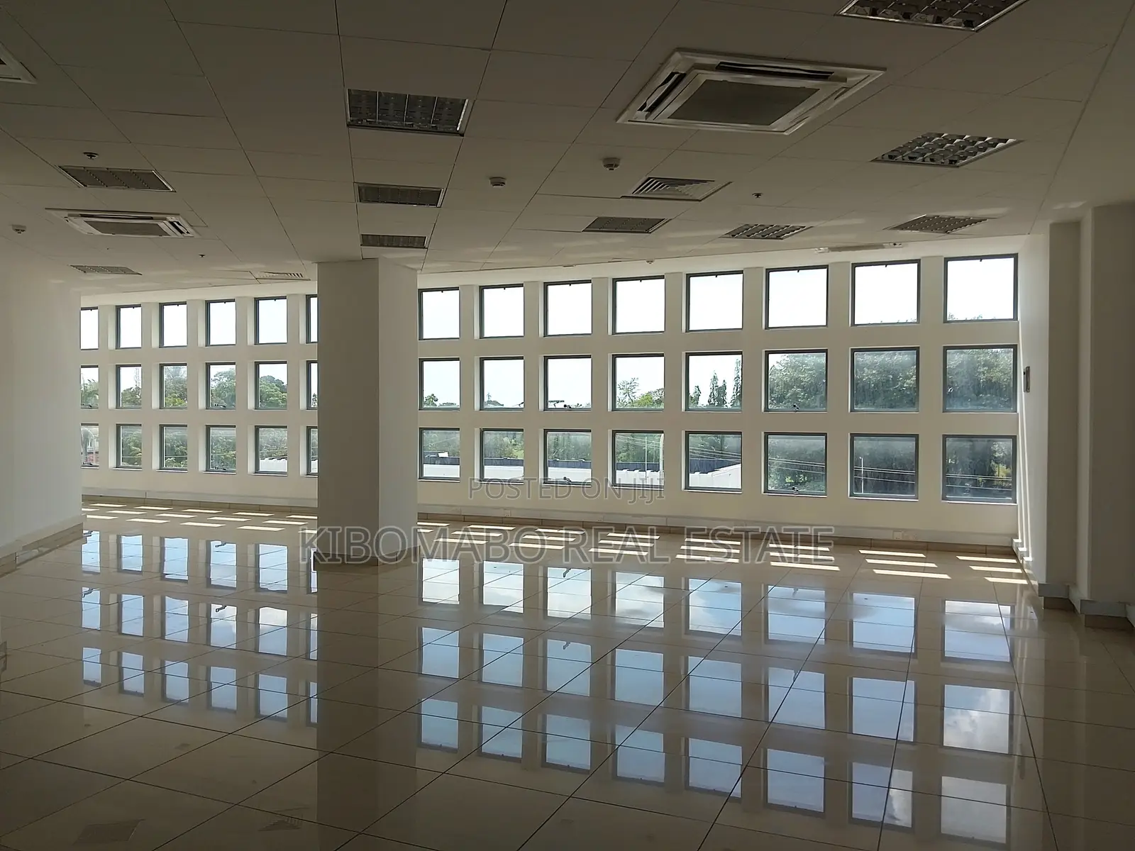 210 SQM Modern Office Space Rental - Downtown || Upanga