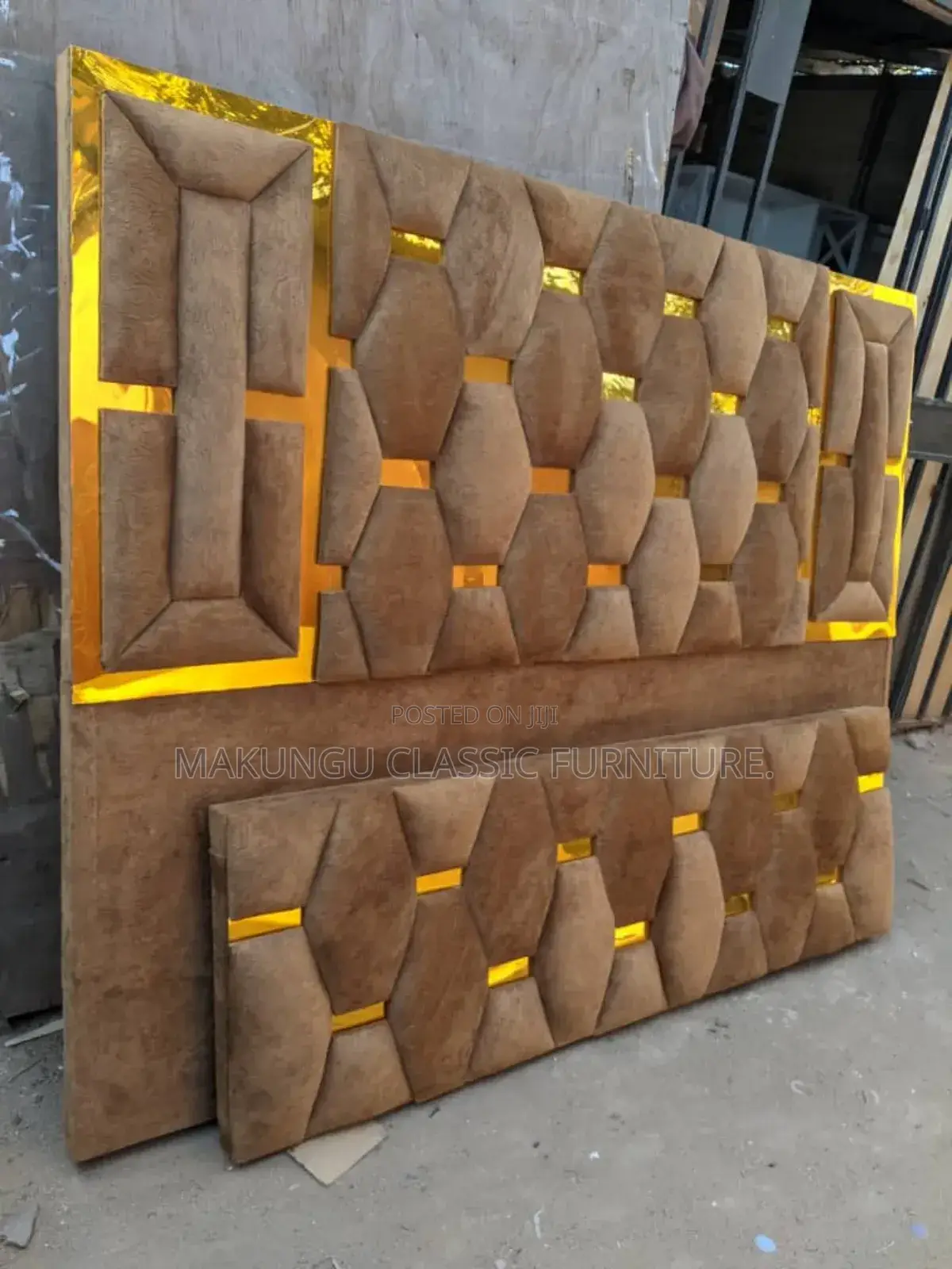 Bedsofa Ya Gold Tupu 5/6
