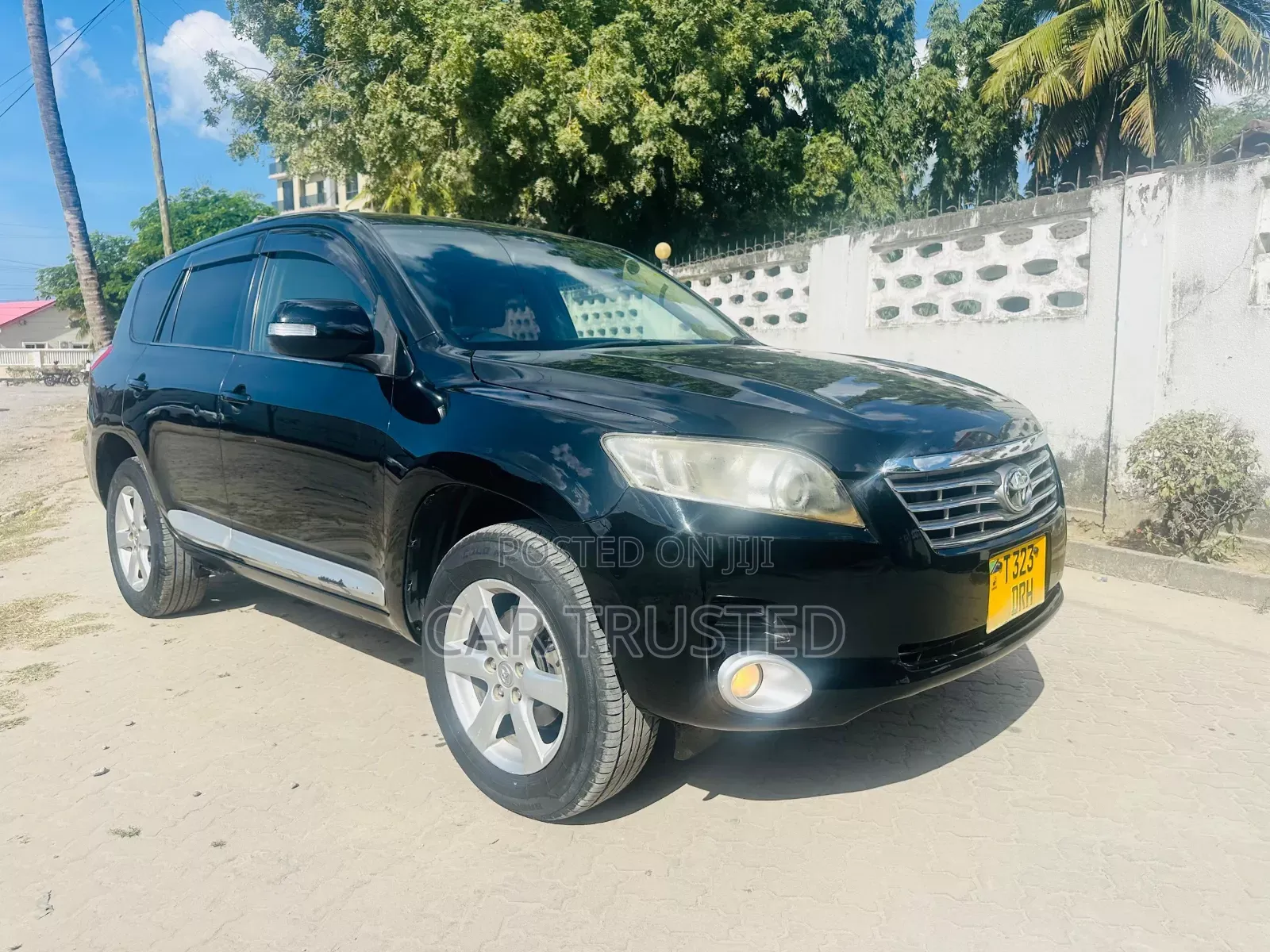 Toyota Vanguard 2010 Black