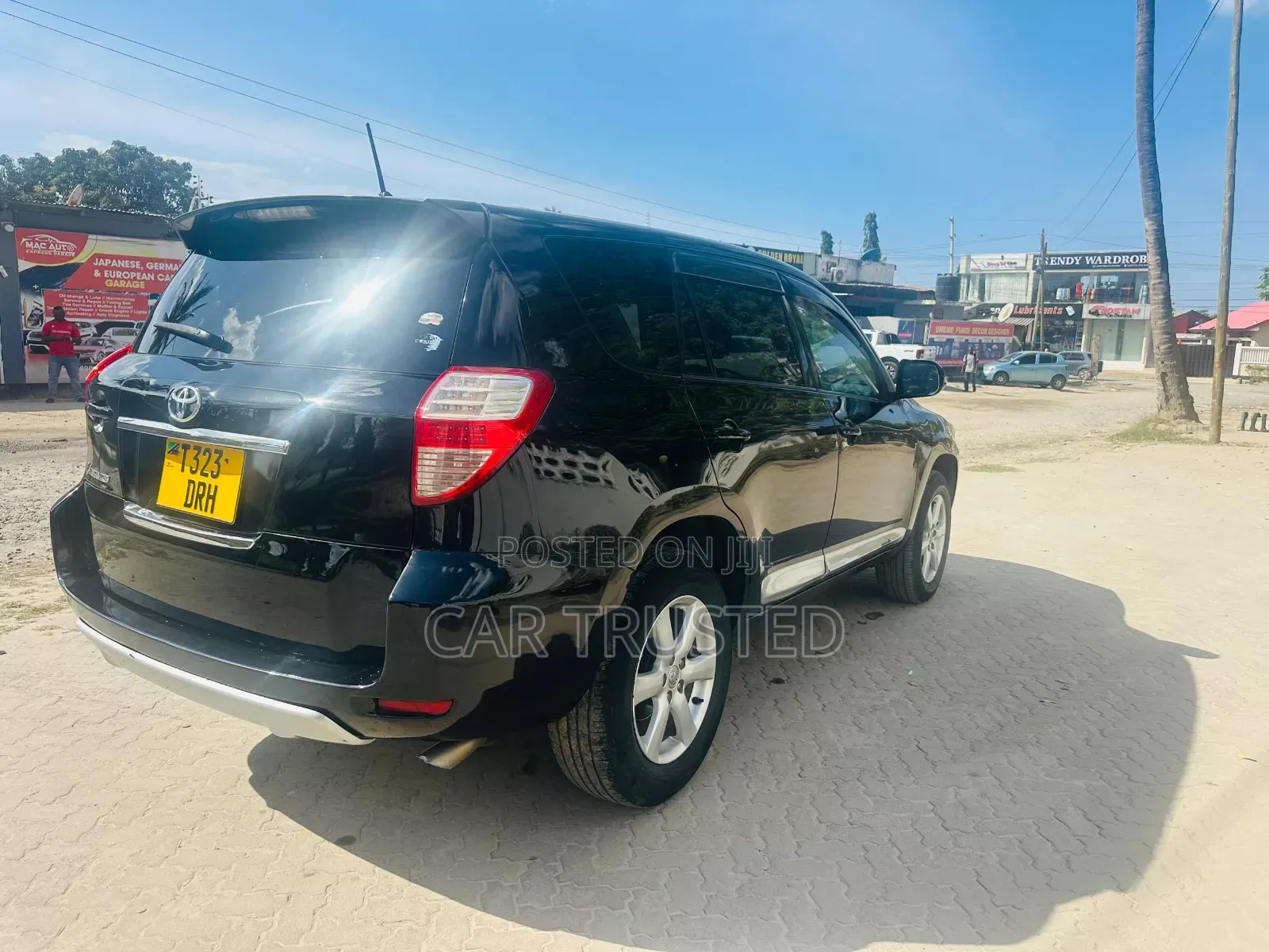 Toyota Vanguard 2010 Black