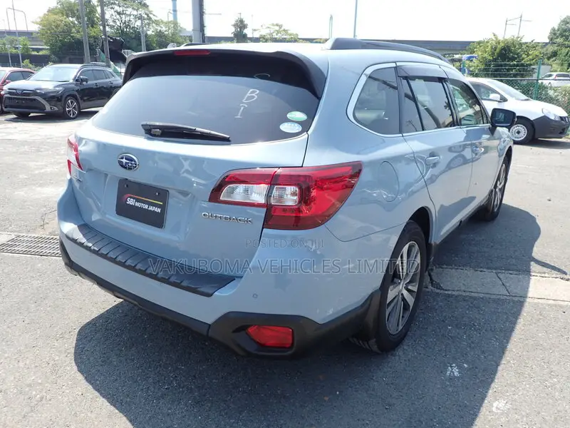 Subaru Outback 2019 Gray