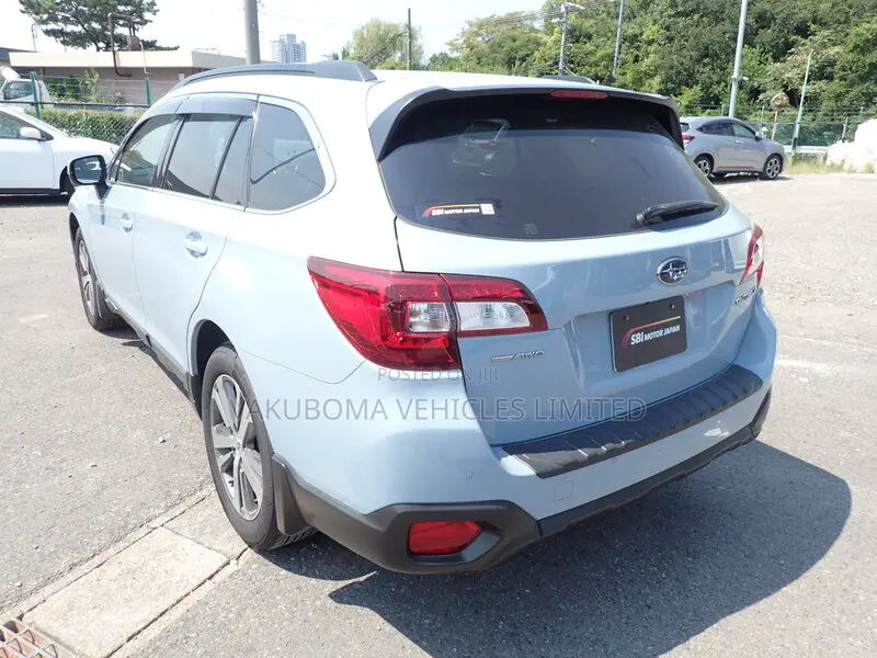 Subaru Outback 2019 Gray
