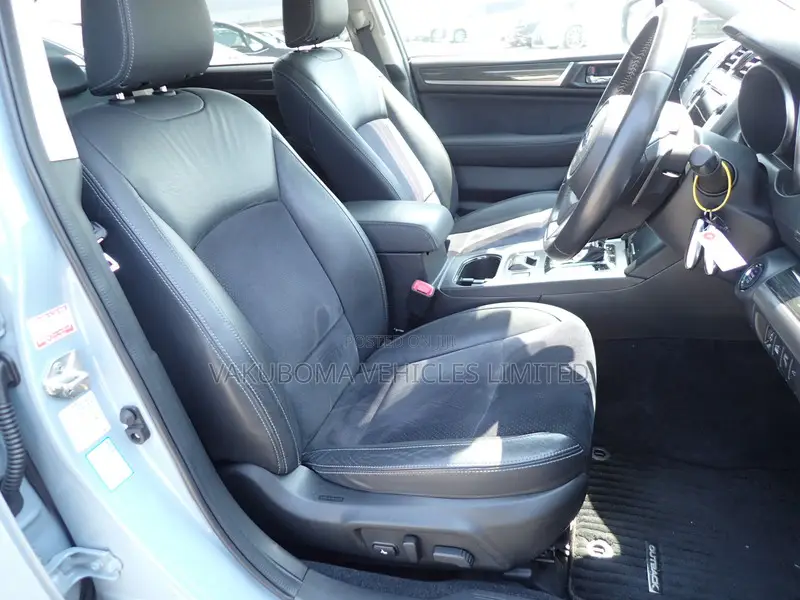 Subaru Outback 2019 Gray