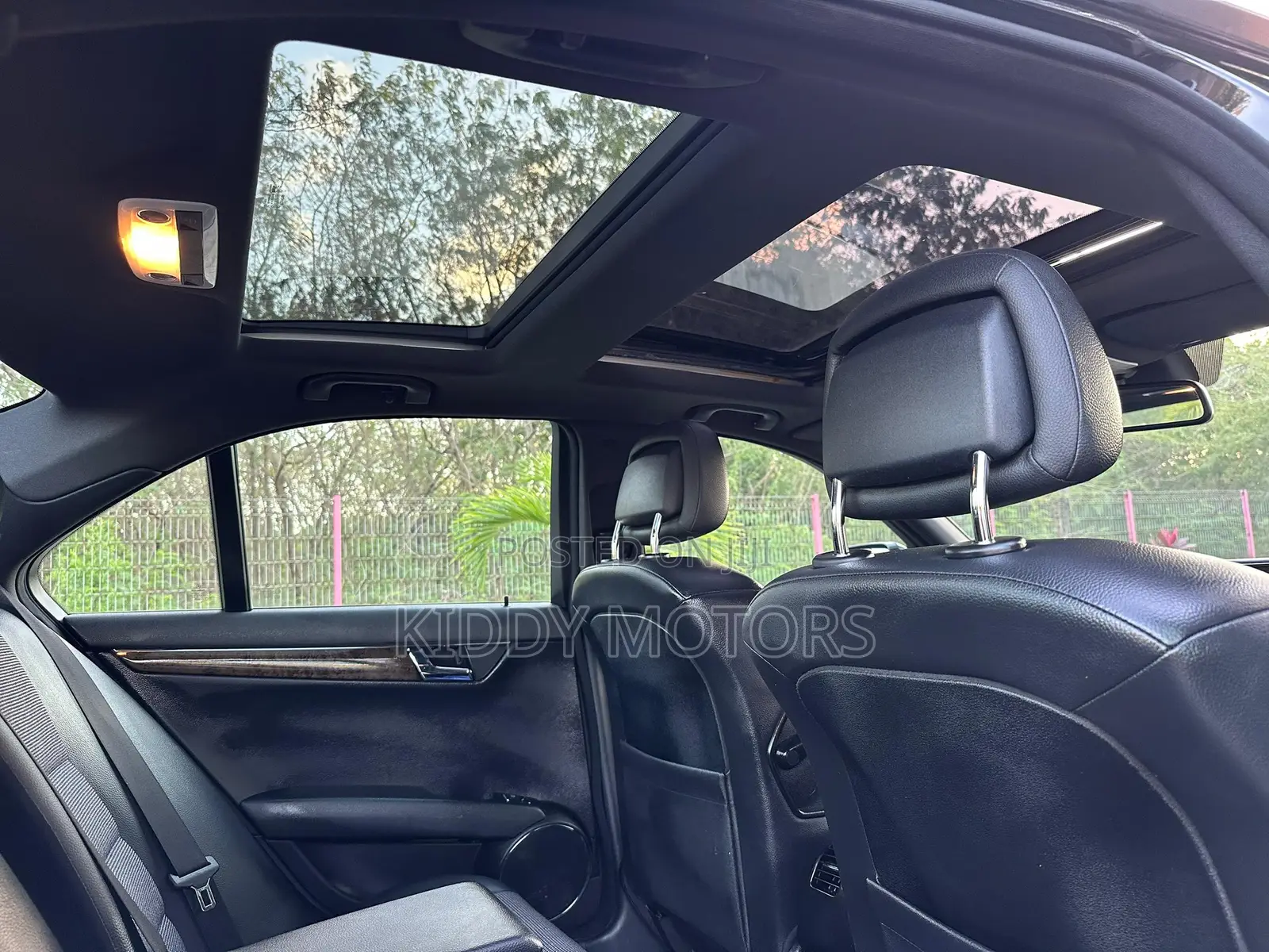 Mercedes-Benz C-Class 2009 Black