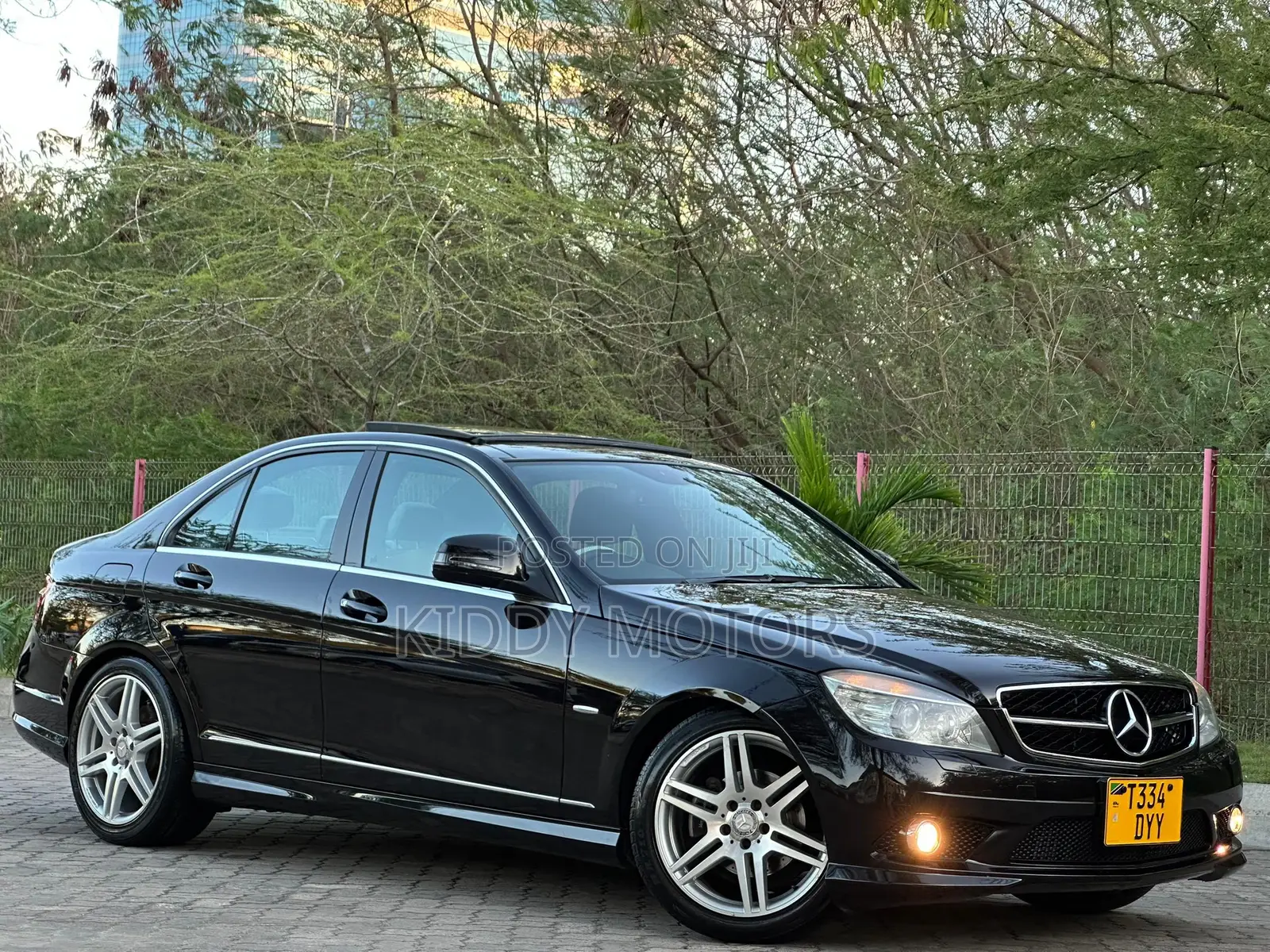 Mercedes-Benz C-Class 2009 Black