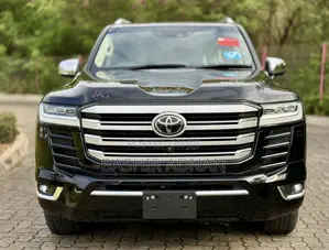 Toyota Land Cruiser 2023 Black