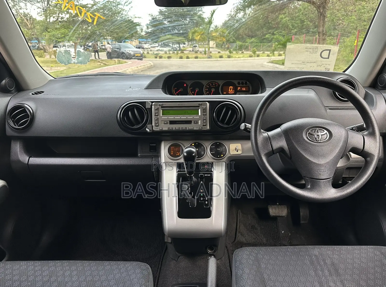 Toyota Corolla Rumion Hatchback 1.5 FWD 2009 Maroon