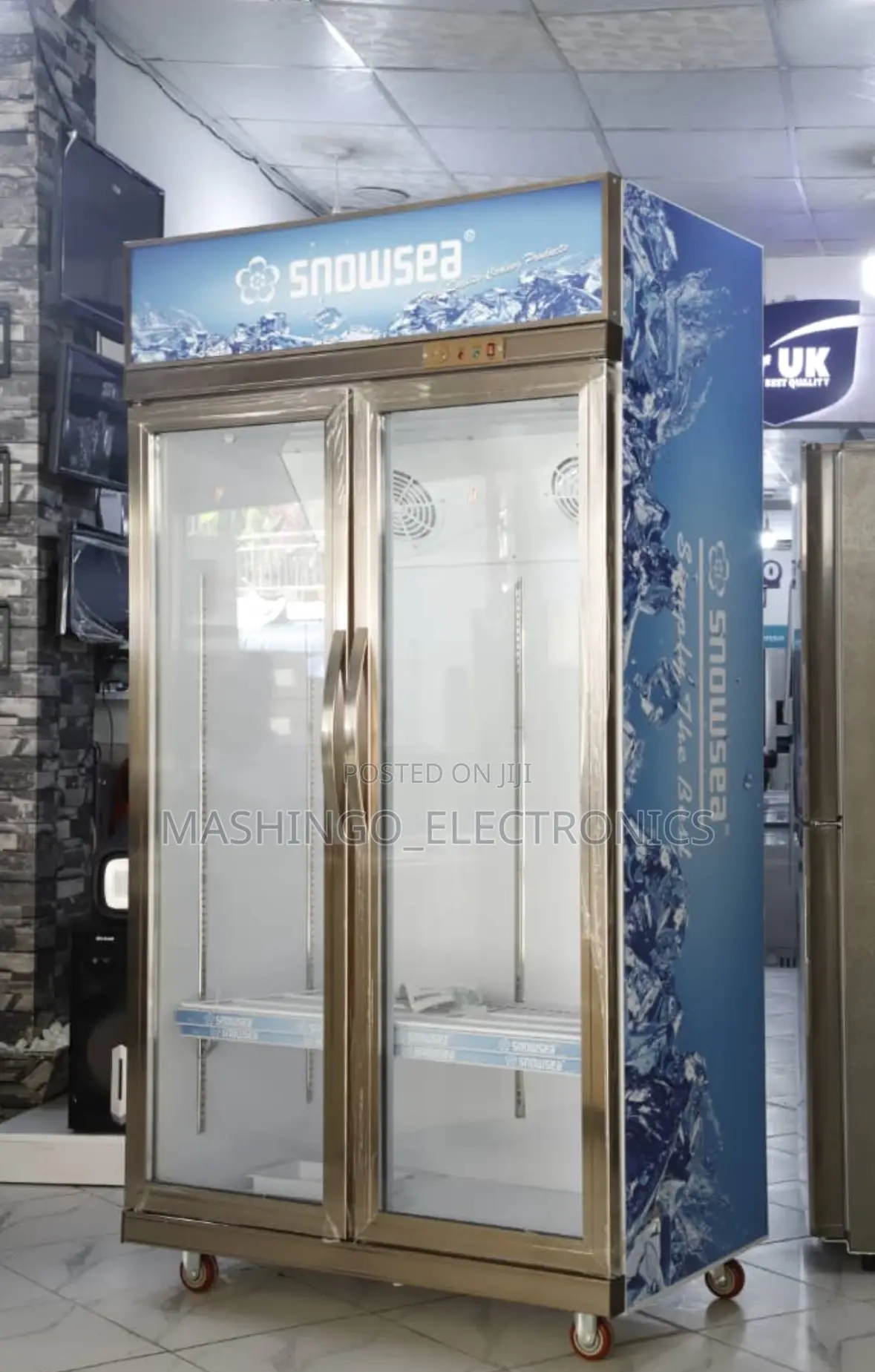 700 Liter Showcase Refrigerator
