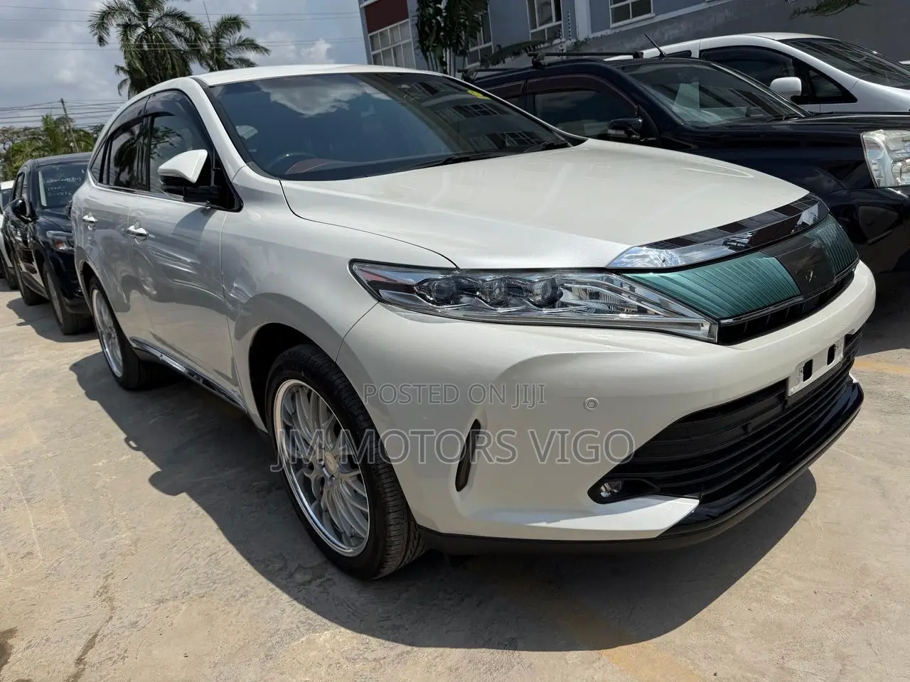 Toyota Harrier 2018 White