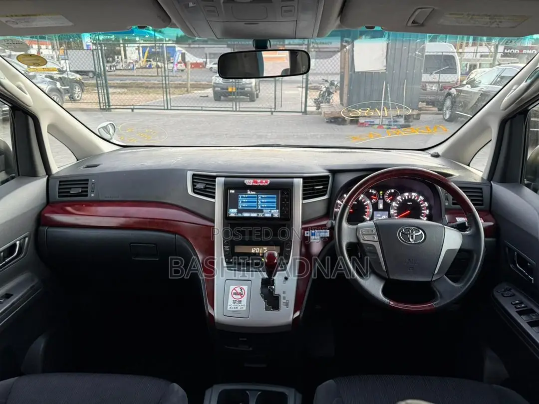 Toyota Vellfire 2009 Pearl