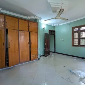 3bdrm Apartment in Kimara for rent