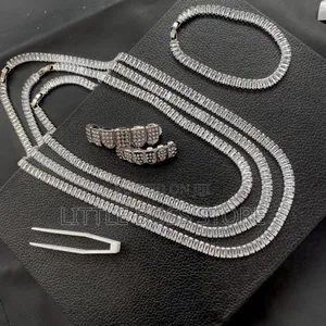 Chain Set. (3 Chain 1 Blacelet 1 Steel Teeth)