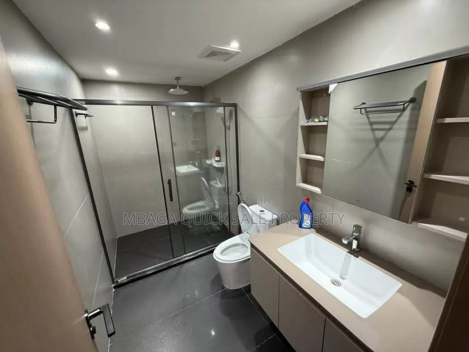 Furnished 3bdrm Apartment in Oyster Bay for rent