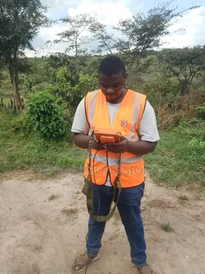 Watafiti Wa Maji Ardhini