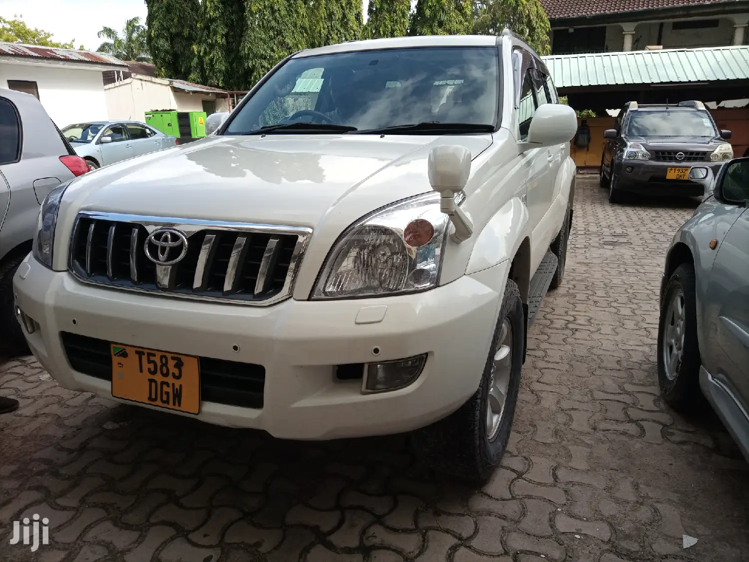 Toyota Land Cruiser Prado 2007 White