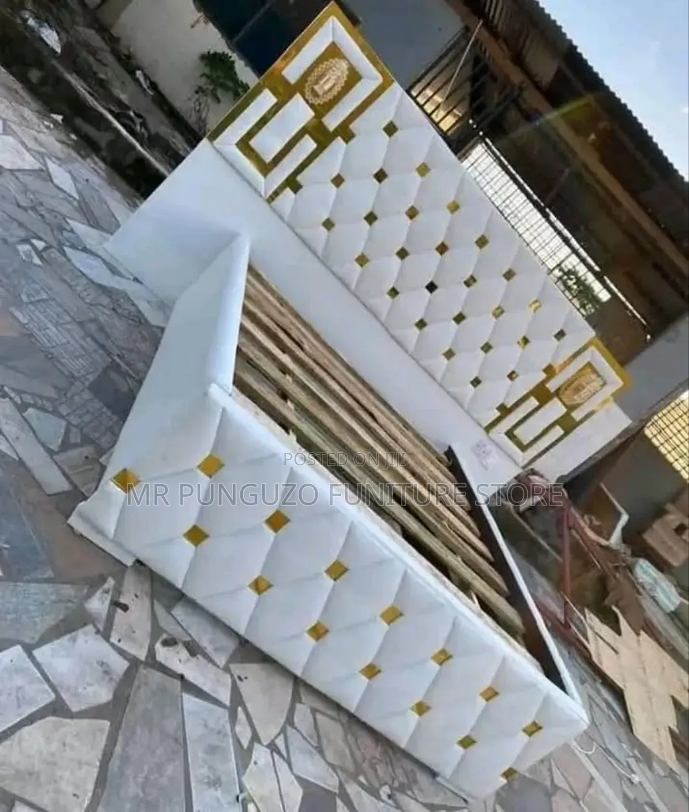Kitanda Bed Sofa Cha Taa Lezer Nhozi