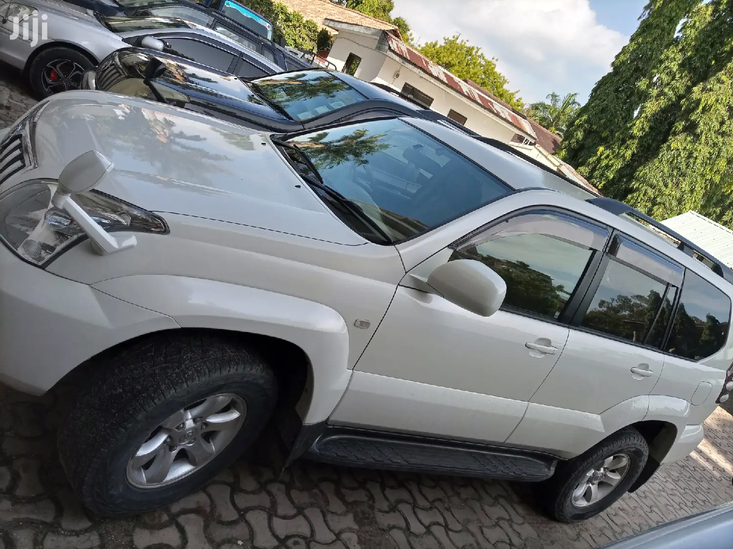 Toyota Land Cruiser Prado 2007 White