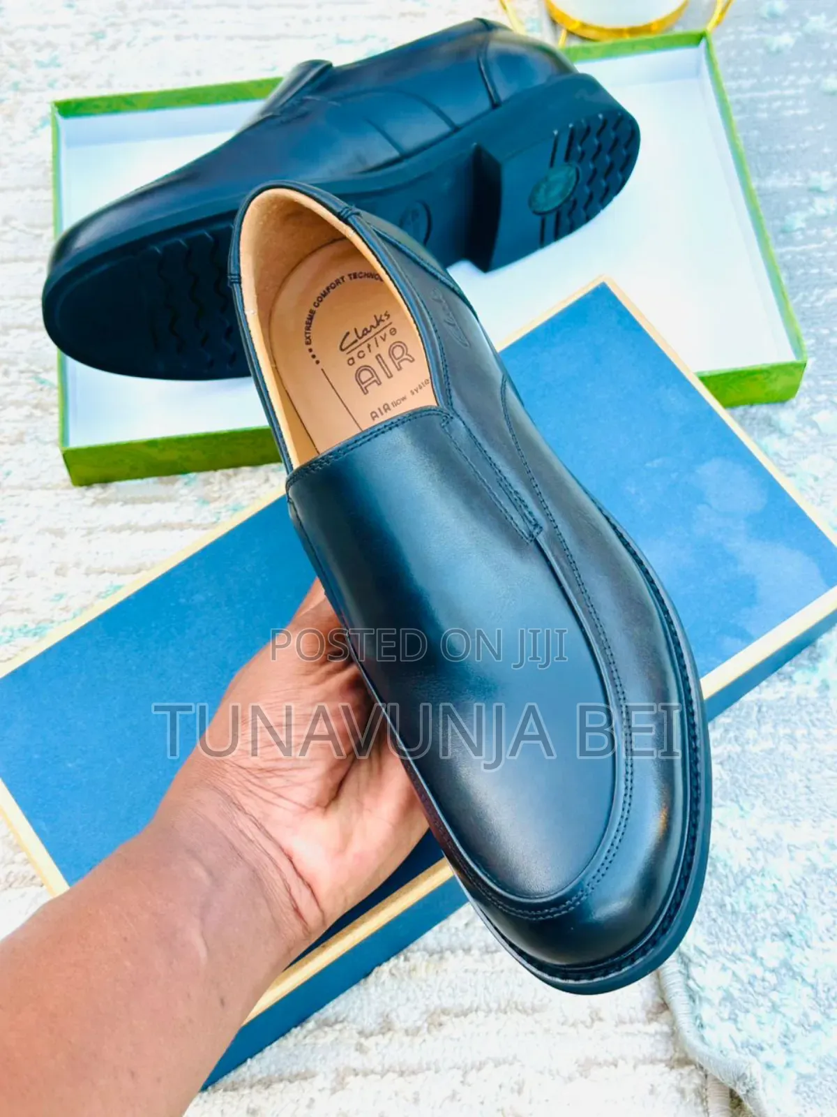 Moccains / Cracks Air Black