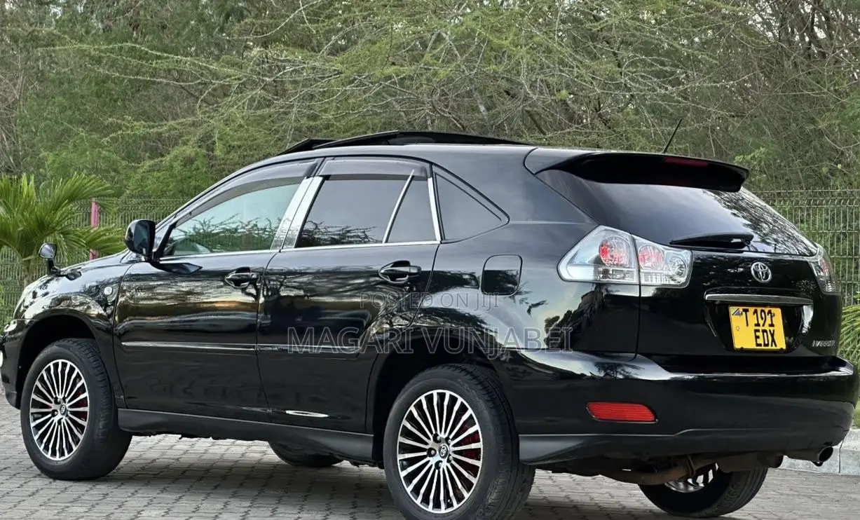 Toyota Harrier 2005 Matt Black