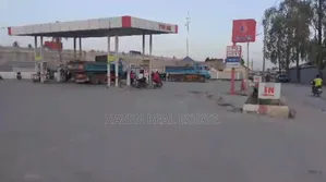 Sheli Inauzwa Majumba Sita