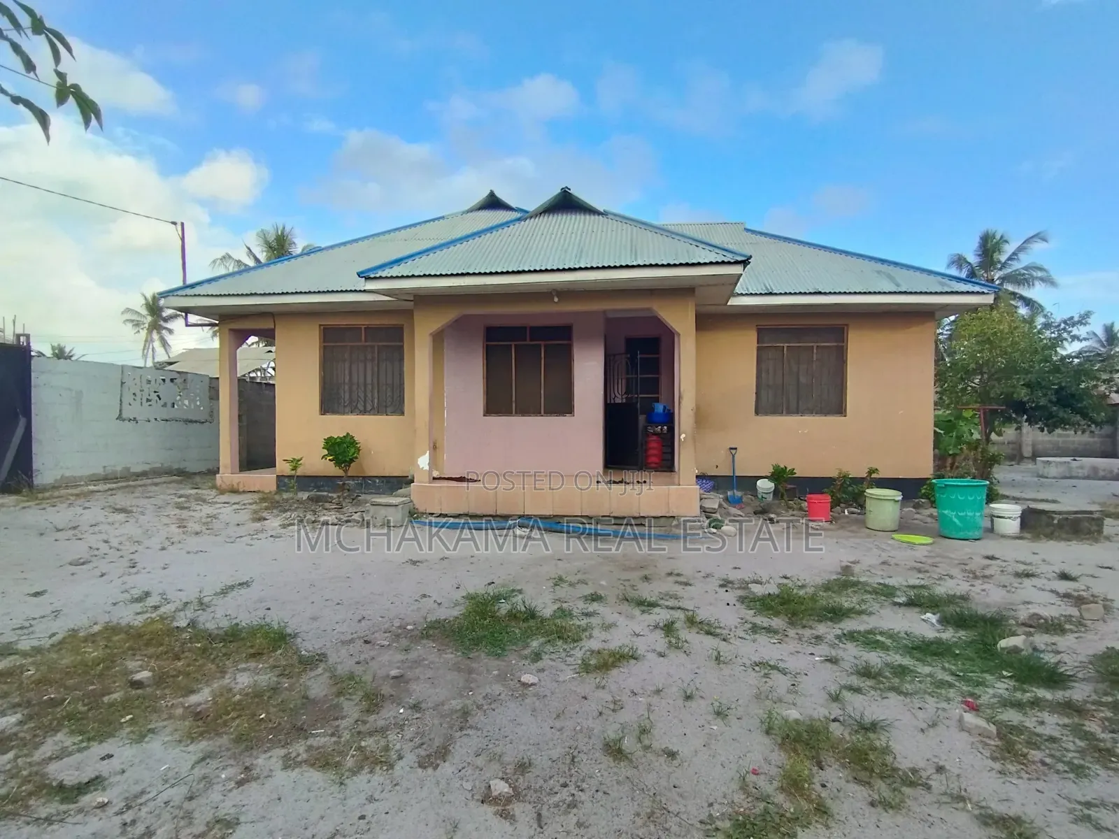 3bdrm House in Mchakama, Ukonga for sale