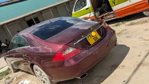 Mercedes-Benz CLS 2008 Maroon