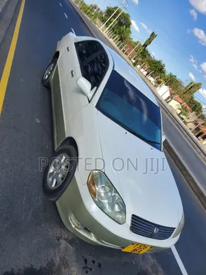 Toyota Mark II 2004 White