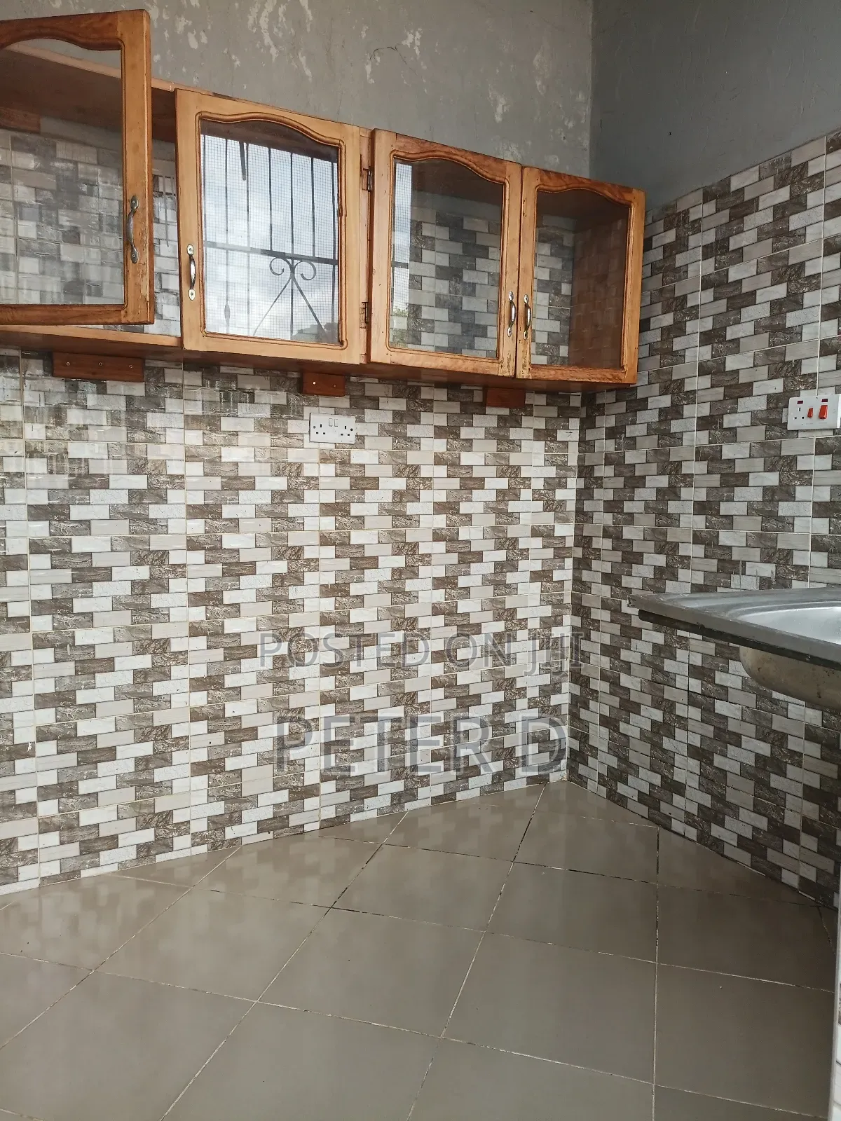 1bdrm Apartment in Kimara for rent