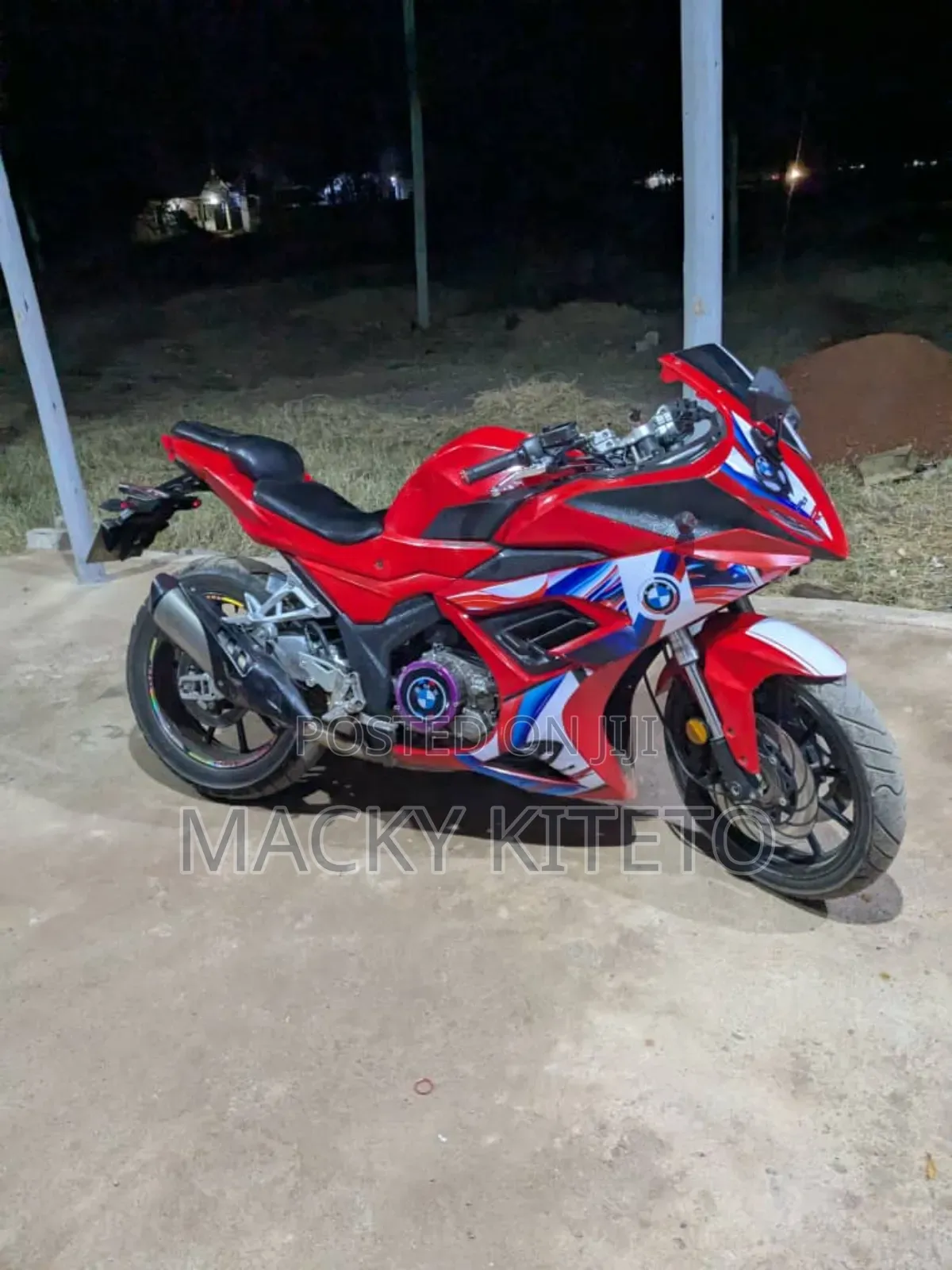 Motorcycle 2022 Red