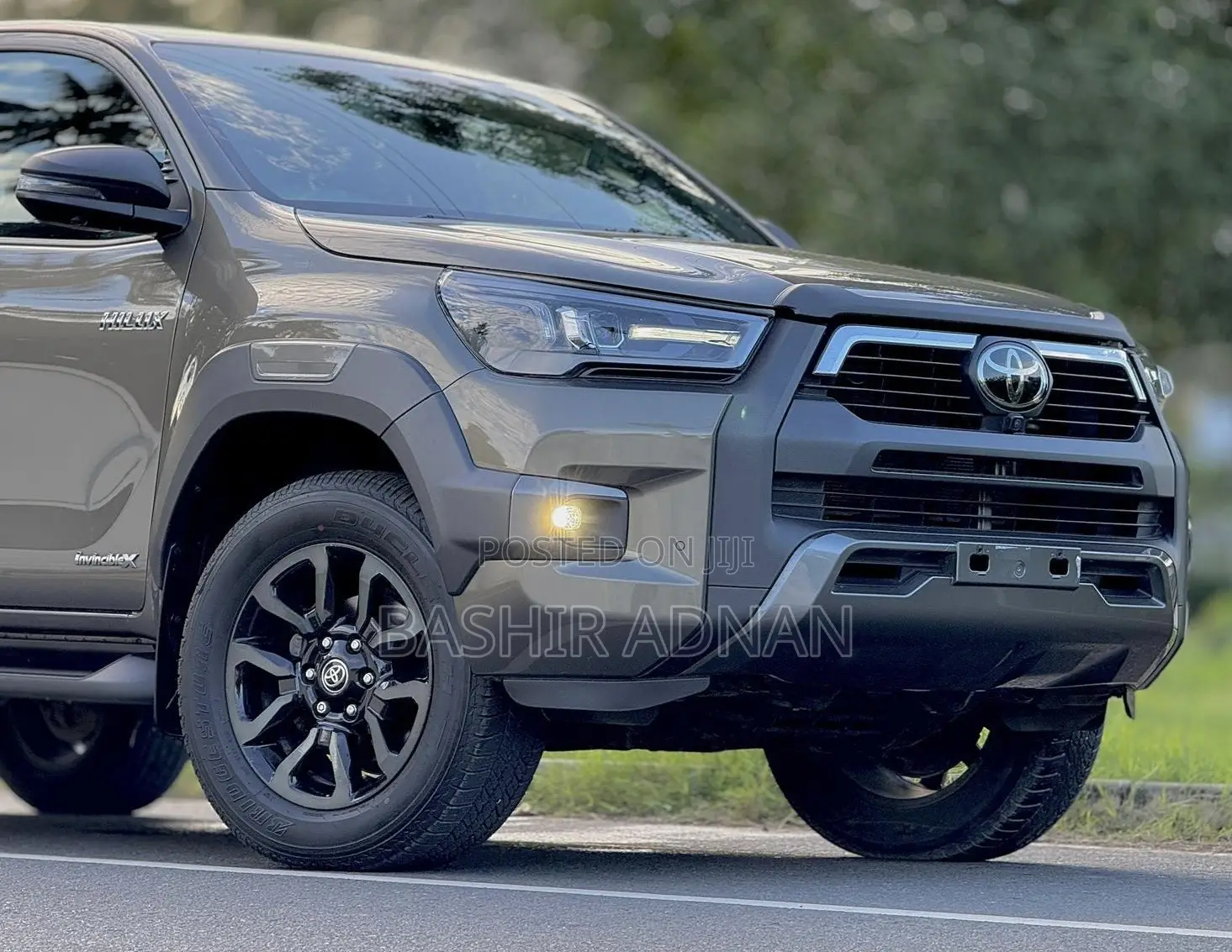 Toyota Hilux 2024 Gray