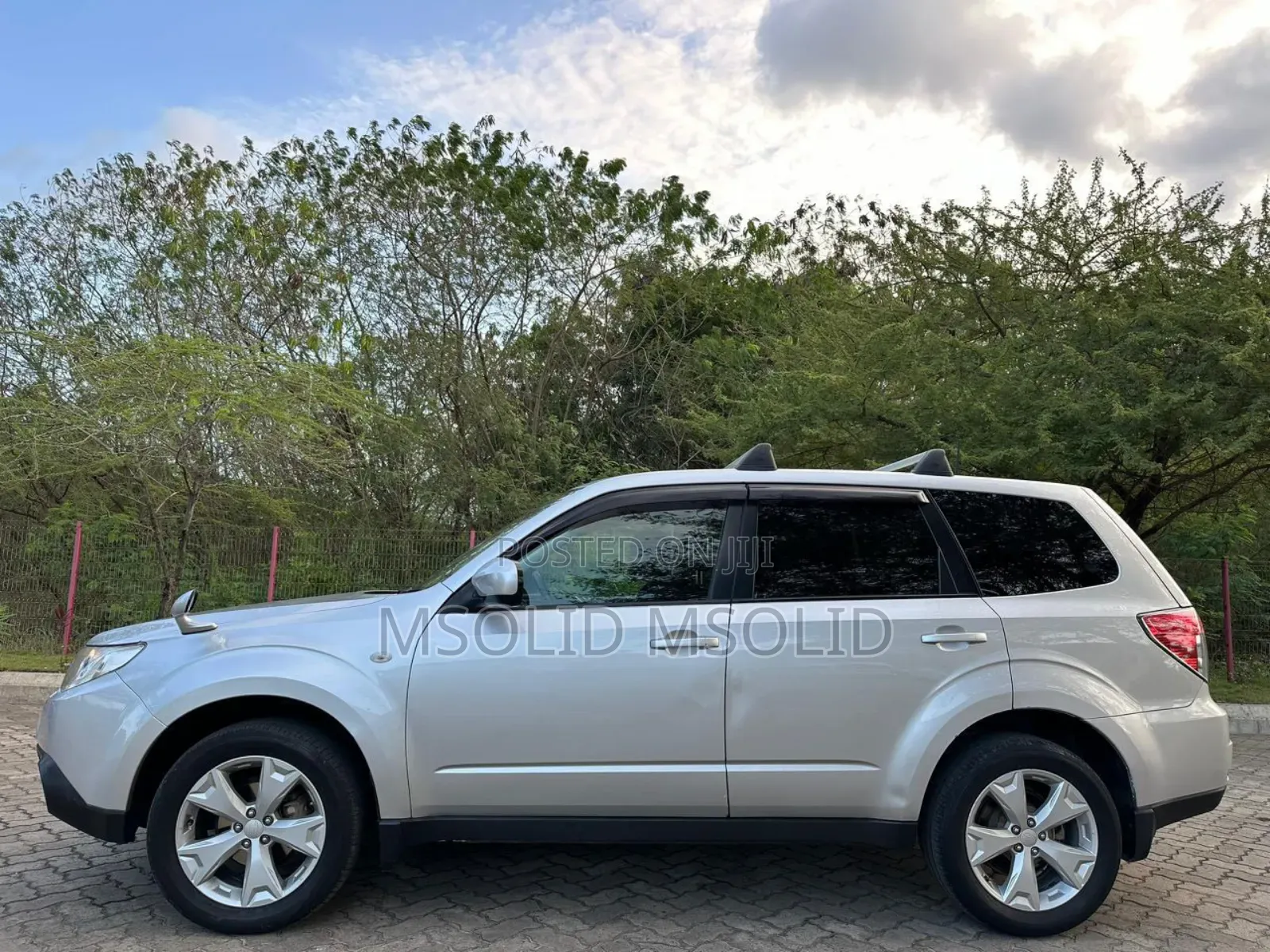 Subaru Forester 2010 Silver