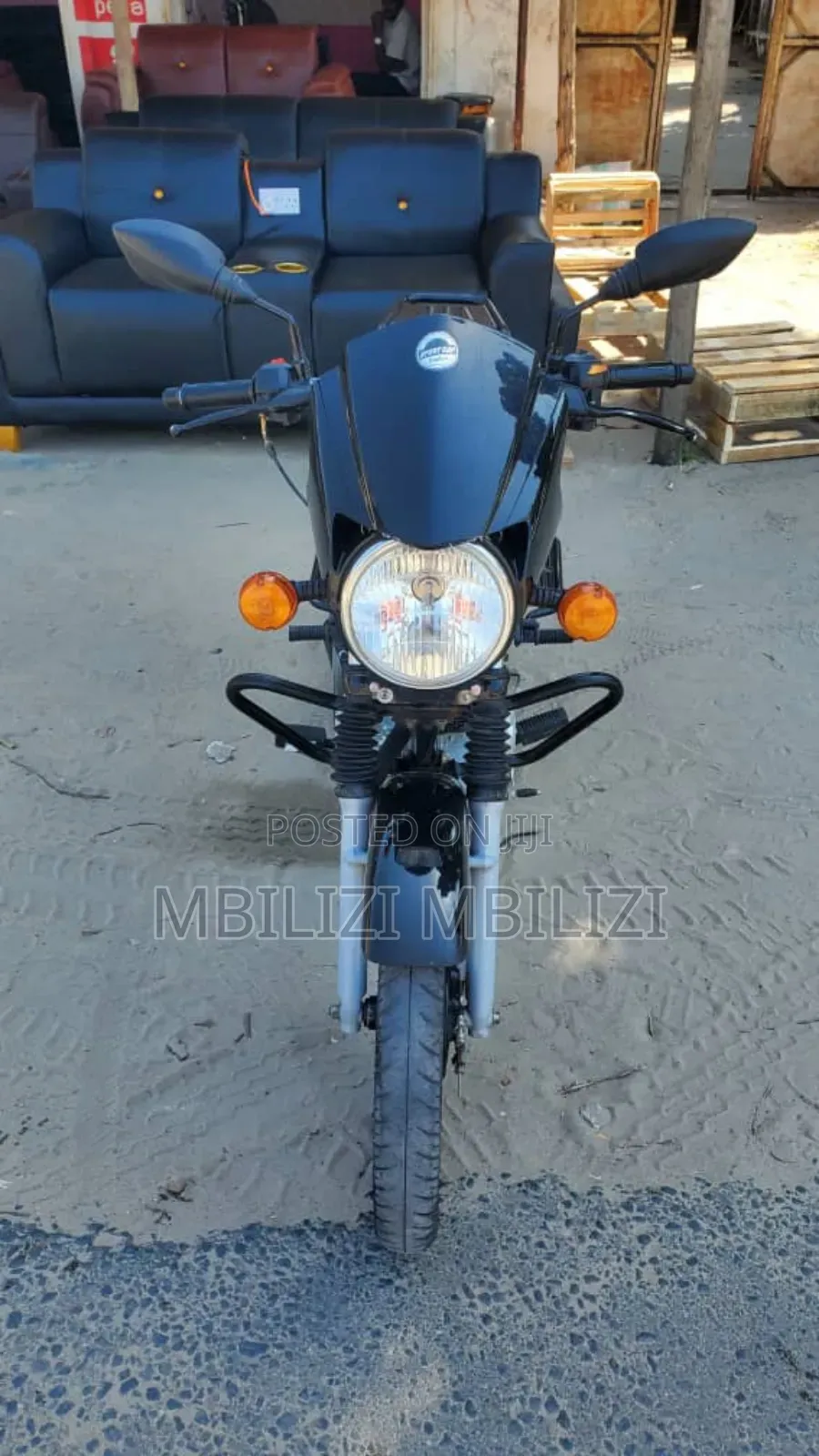 TVS HLX 125 2025 Black