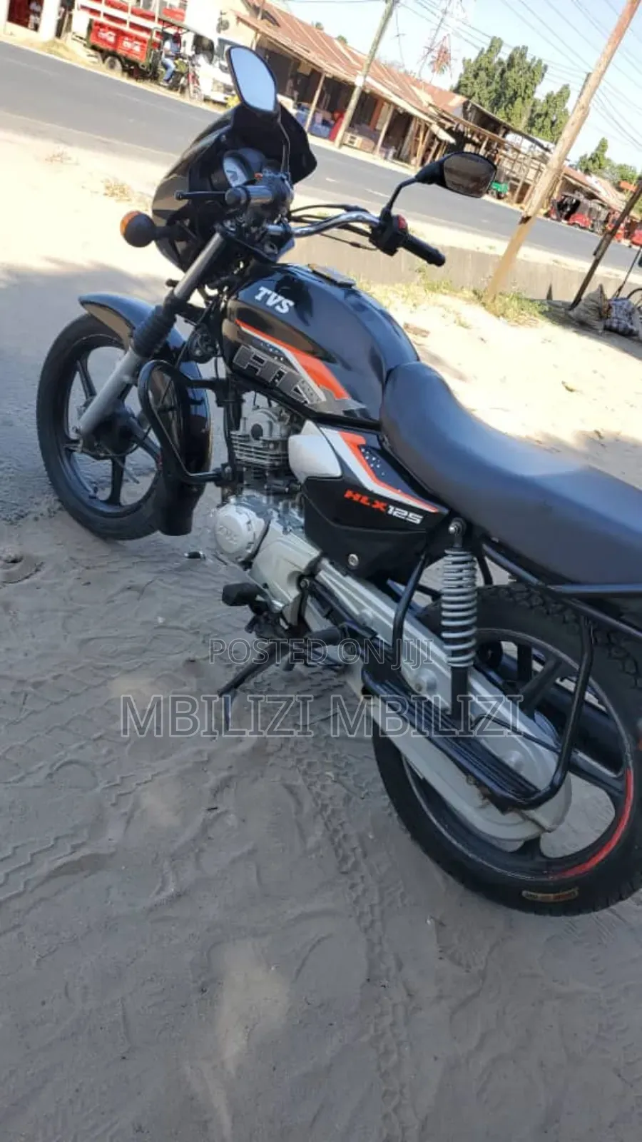 TVS HLX 125 2025 Black