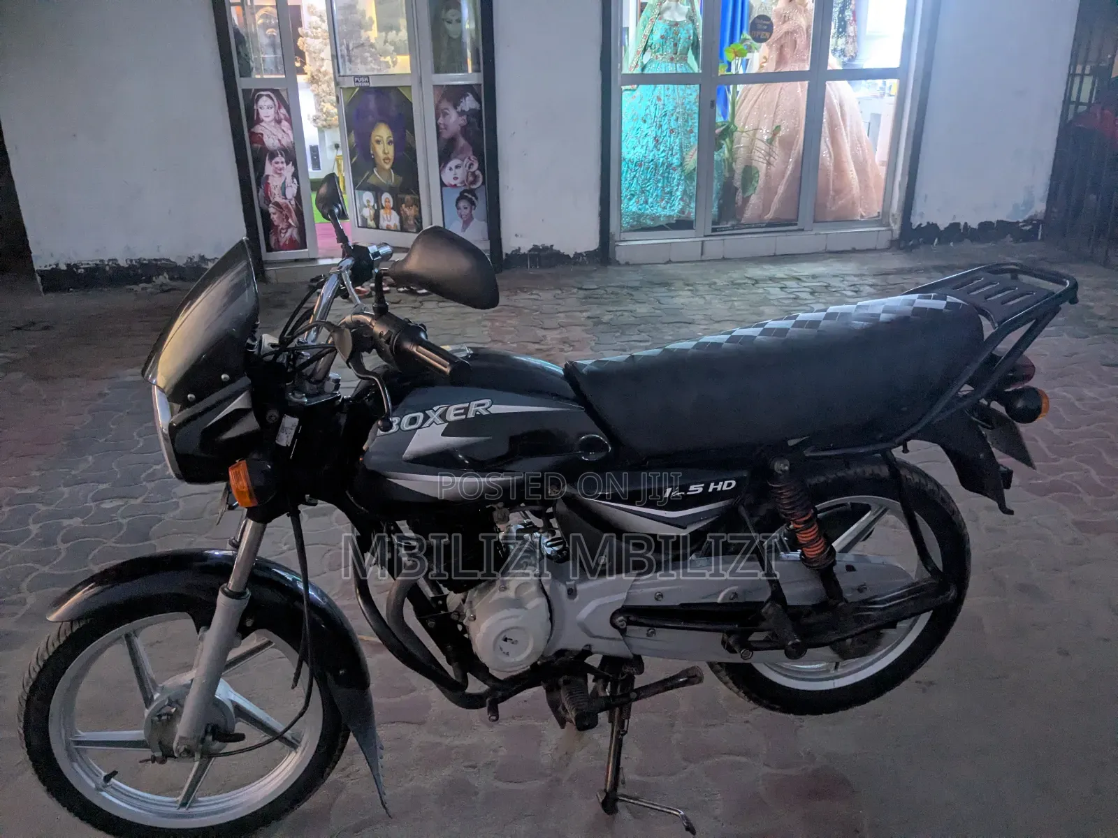 Bajaj Boxer X125 2024 Black