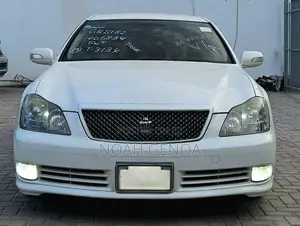 Toyota Crown 2007 White