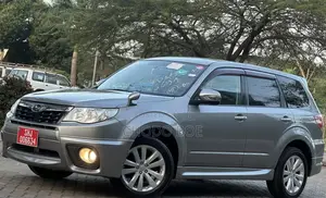 Subaru Forester 2011 Gray