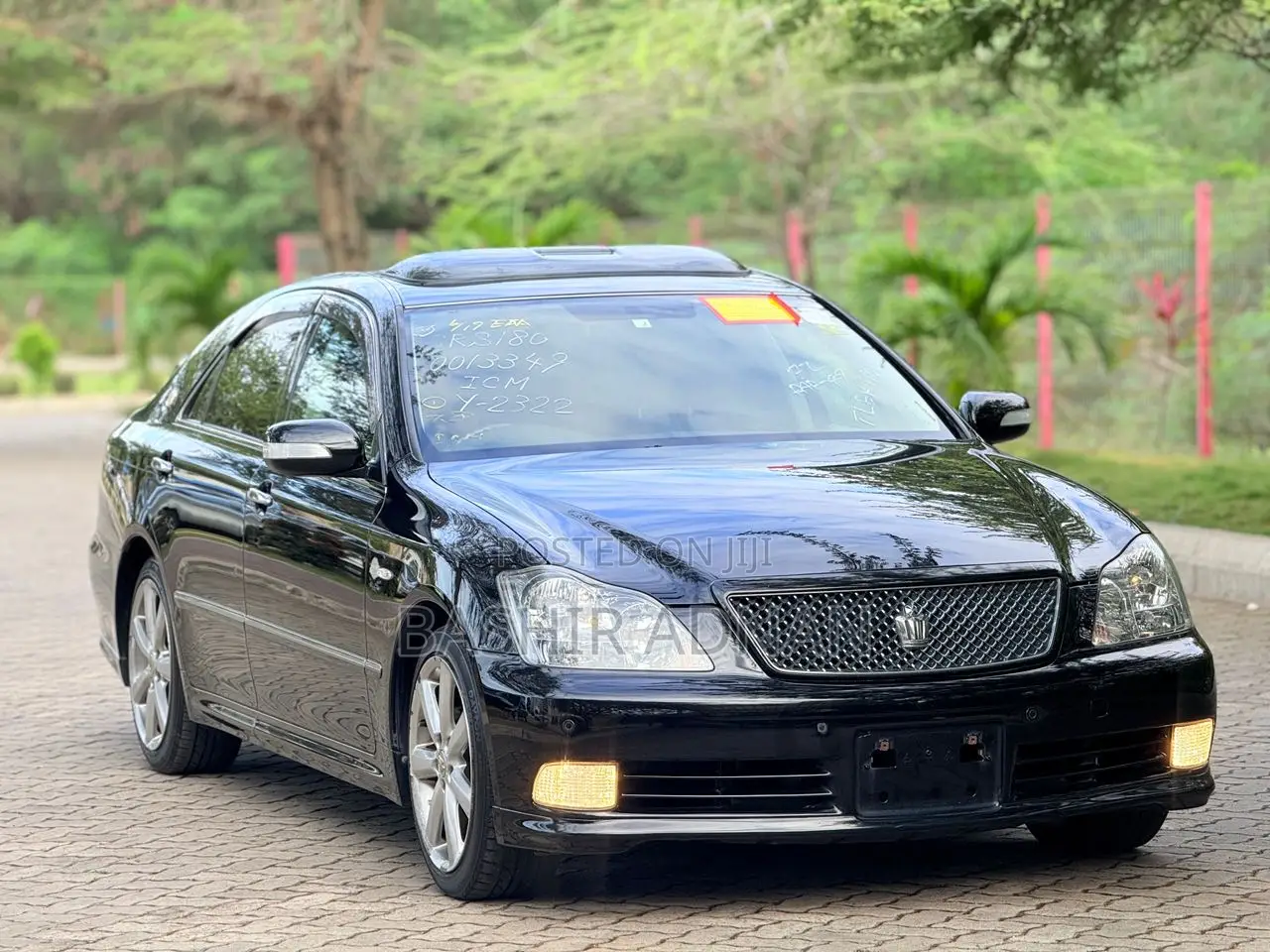 Toyota Crown 2005 Matt Black