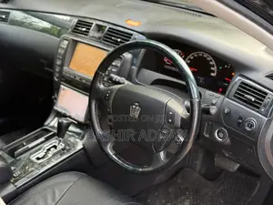 Toyota Crown 2005 Matt Black