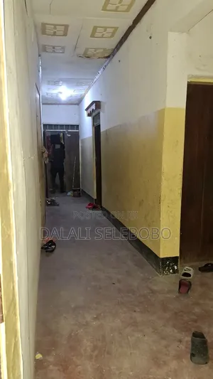 5bdrm Bungalow in Ubungo Plaza, Kinondoni for sale