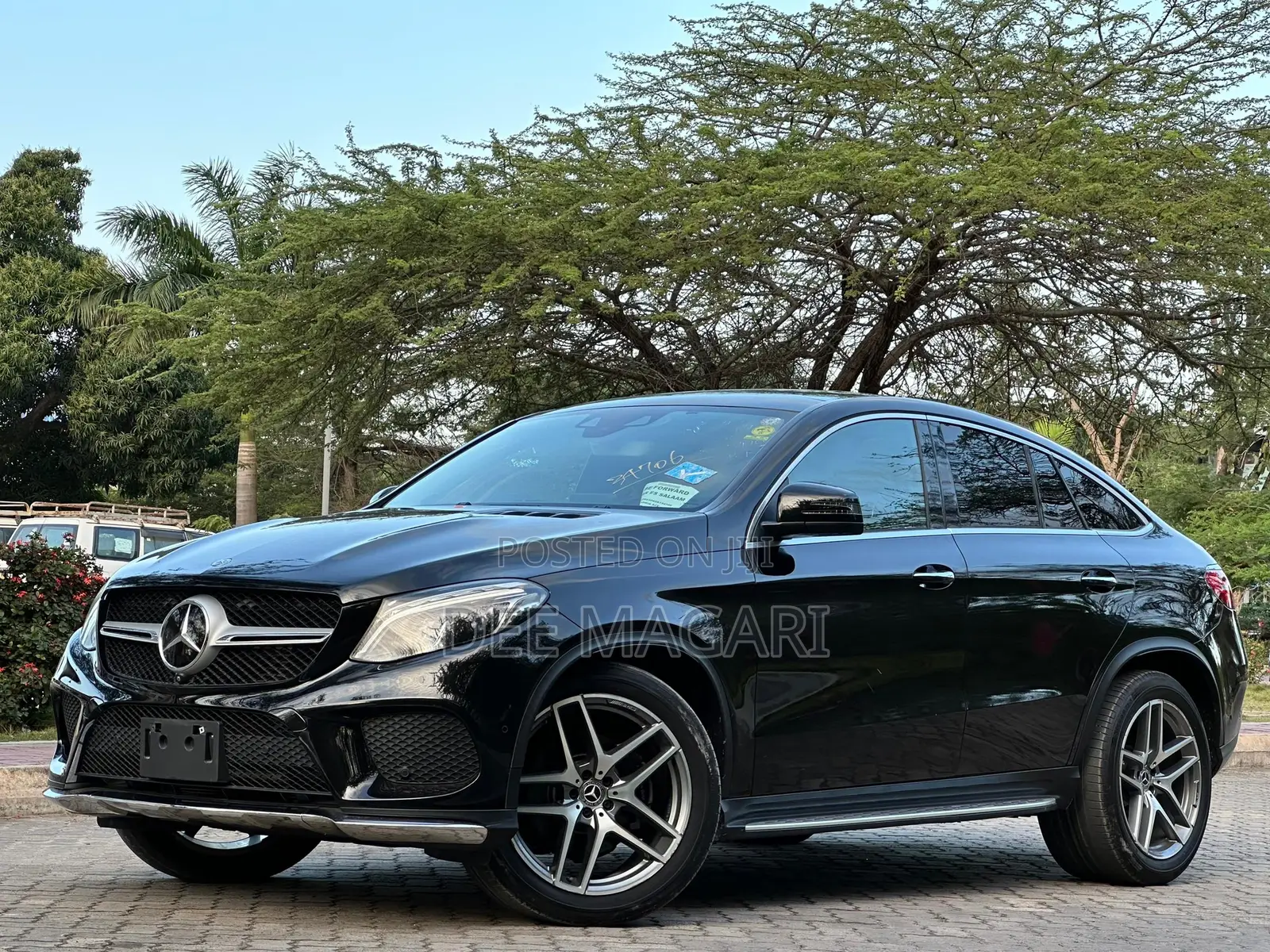 Mercedes-Benz 350D 2015 Black